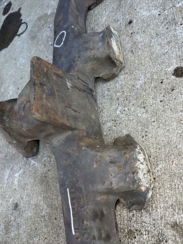 International Harvester 128656R1 Manifold