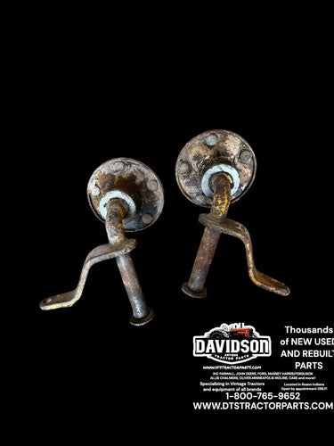 IH Farmall Cub Low Boy 154 Spindle Pair Antique Tractor