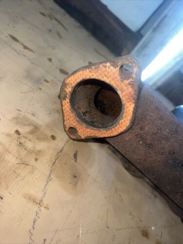 Ford 2000 Gas tractor good useable engine motor exhaust manifold w/ muffler