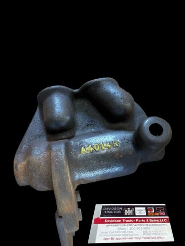 USED JOHN DEERE TRACTOR TRANS 2ND & 5TH SPEED SHIFTER YOKE A4014R AA4626R