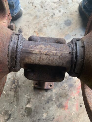 Farmall IH B BN tractor main front end pedestal + hubs - cap 3 bolt style hub