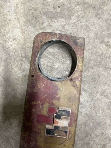 International IH 424 Tractor Upper Grille Headlight Panel Antique Tractor