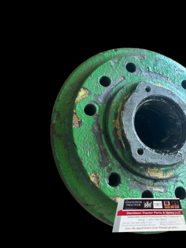 John Deere B heavy duty front hub B2379R Antique Tractor