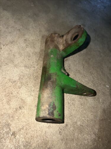 AT11681 T12118T * John Deere 2010 Brake Lever with Bushing * Nice Original Part!