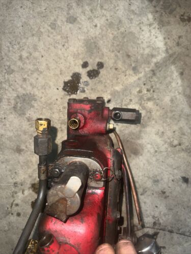 Mcormick SUPER WD9 core injection pump antique tractor