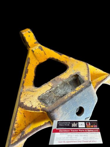 JOHN DEERE 4020 FRONT DRAWBAR SUPPORT AR40402 R33824R R40556R AR32494