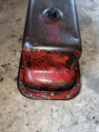 International Farmall 806 IH tractor ORIGNAL 301 gas motor oil pan w/ drain plug