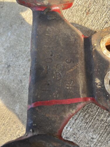 IH Farmall Manifold 279160R1 oil cooler