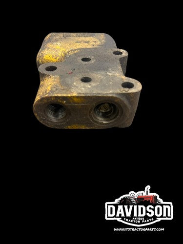 International 504 Utility Hydraulic Valve Housing Antique Tractor