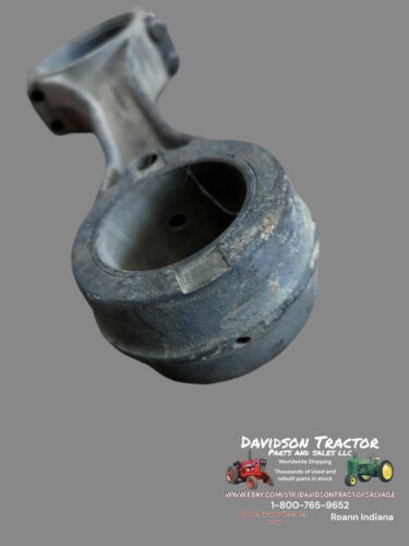 JOHN DEERE 720 730 CONNECTING ROD GAS  F2712R