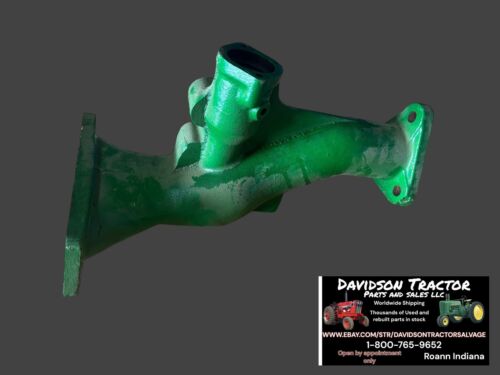 D2966R John Deere D Upper Water Pipe Fanshaft Mount Fits SN 143,800 and up Nice!
