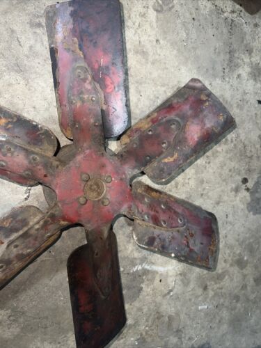 Farmall 706 Diesel D IH Tractor engine motor fan w/ belt drive pulley & mount