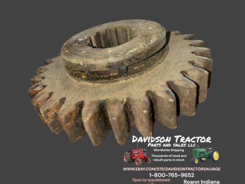 John Deere 70 Live PTO gear for PTO shaft F1342R