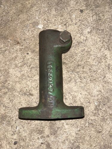 John Deere 2020 Gas Tractor Hydraulic Pump Shaft Part #T229147
