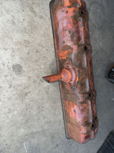 CASE DC ENGINE VALVE COVER