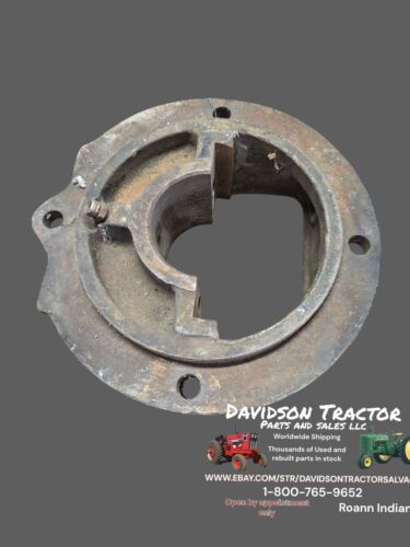 John Deere Unstyled G Left Hand Bearing Housing F66R
