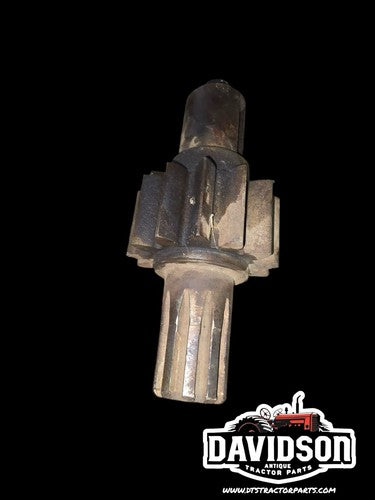 USED BALL PINION & BRAKE SHAFT FOR IH FARMALL M MV TRACTOR 48773D