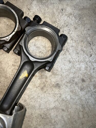 Case International D206 Used Pistons W/Rods Set (4) 574 584 595