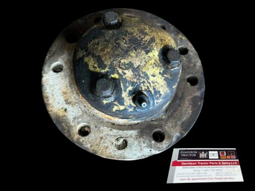 USED FRONT WHEEL HUB FOR JOHN DEERE H TRACTOR H1022R