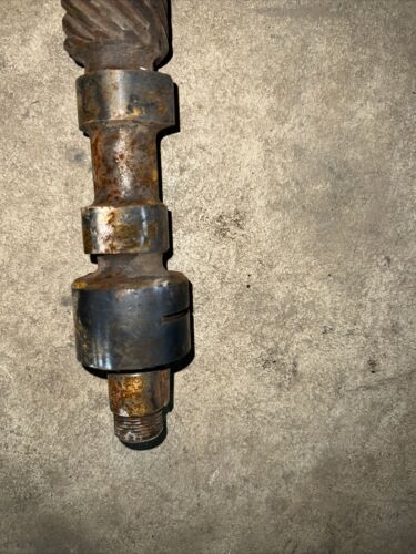 International Super M Camshaft W/O Gear 45955 D