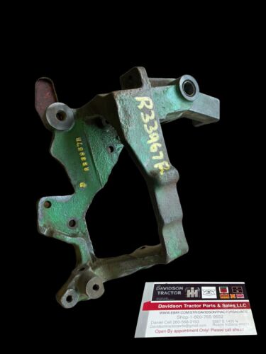 JOHN DEERE 4020 STEERING VALVE BRACKET L.H. AR32596 R33967R