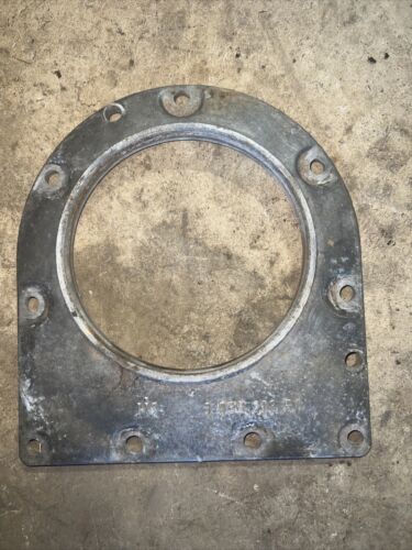 Case IH Retainer Seal 3055216R1  For 385 395 485 495 585 595 685 695 706 D246++