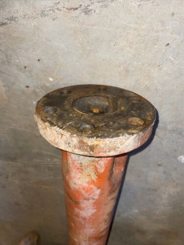 BF Avery Tractor Narrow front pedistal w/Hubs Antique Tractor