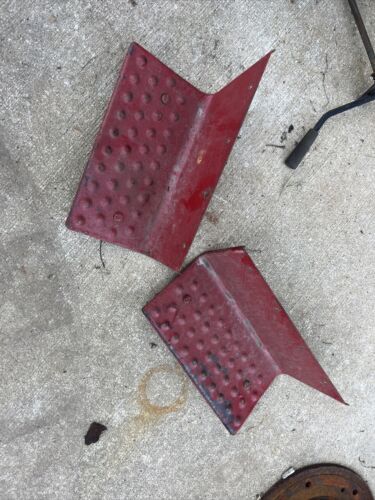 IHC International 1586 Battery Doors Pair Antique Tractor