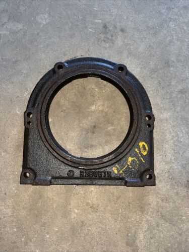 JOHN DEERE 4040 4050 4250 44404760 4955++  Rear Engine Oil Seal Housing R78124