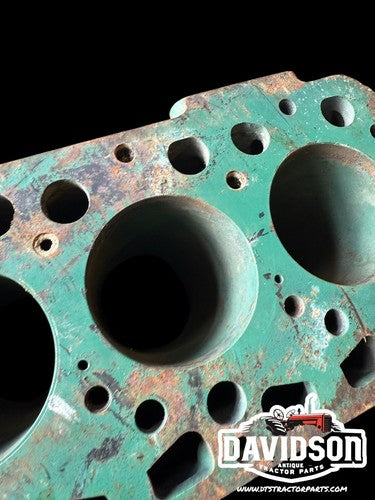 Good Used Oliver 1365 Engine Block 4600967 Antique Tractor