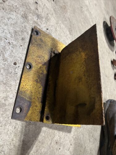 Farmall Cub 184 185 Tractor IH seat bracket & battery tray holder