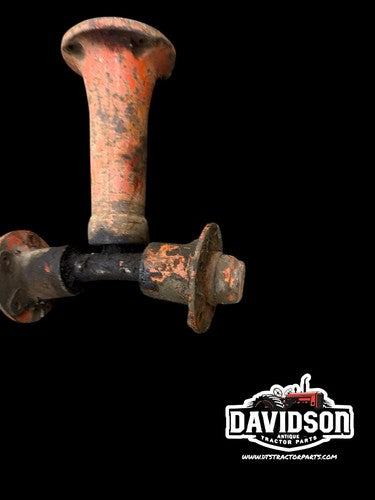 Allis Chalmers C AC Tractor ORGINAL frontend front pedestal spindle shaft / hubs