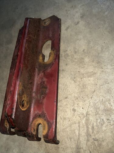 IH Farmall M SM MD 400 Axle Drawbar Mounting Brackets Pair Antique Tractor