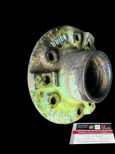 John Deere B Tractor B918R Front Wheel Hub Antique Tractor