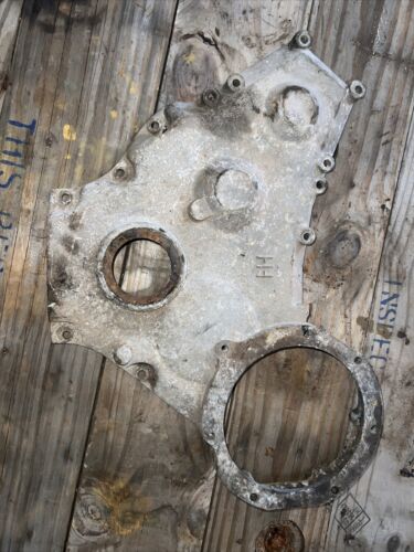1965 International 424 Diesel Tractor Front Engine Timing Cover Plate 3042069R2