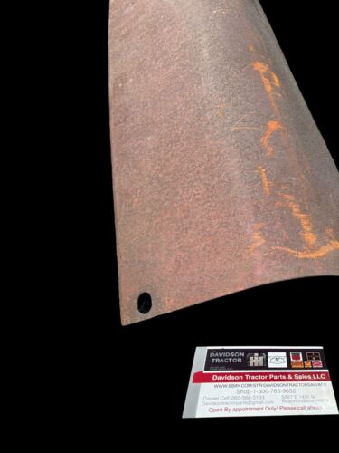 IH FARMALL 460, 560 RIGHT BATTERY COVER  OEM IHC Part Right Side Cover