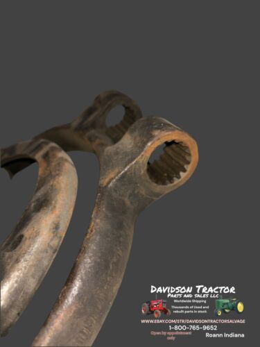 John Deere R Clutch Collar/Fork R272R Antique Tractor