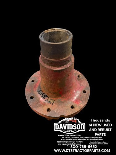 Used Wheel Hub 8 Bolt Rear fits International 300 330 340 350 460 340 361583R1