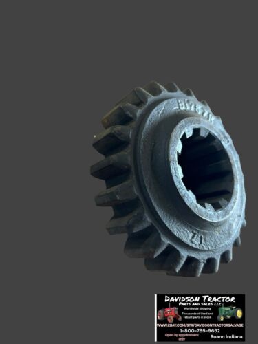 JOHN DEERE B POWERSHAFT SLIDING GEAR B1757R