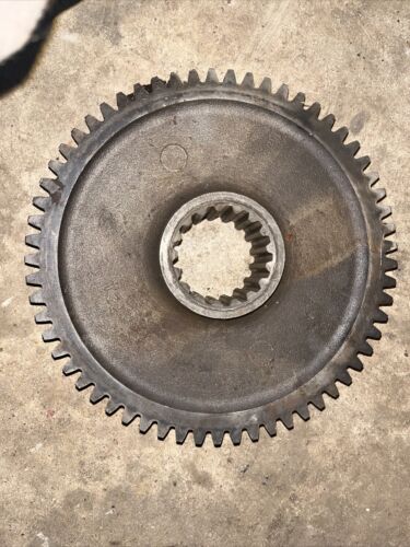 Farmall IH Constant Mesh drive gear Tractor 360567R1 350 Utility 360567 R1