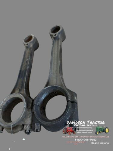 USED JOHN DEERE B TRACTOR ENGINE PISTION CONNECTING ROD PAIR B1770R