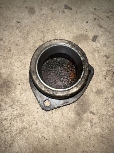 USED JOHN DEERE B TRACTOR DIFFERENTIAL QUIL BEARING HOUSING B191R