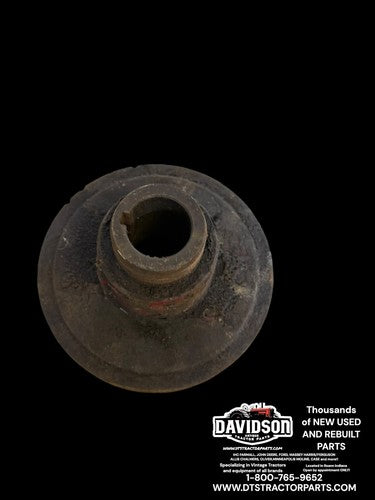 IHC Farmall C 200 230 Crankshaft Pulley Antique Tractor