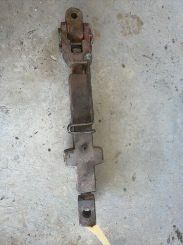 International Farmall IH 1066 tractor 3pt hitch adjustable lift arm IHC