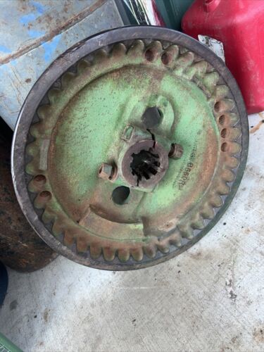 B660R 1936 John Deere Unstyled B Flywheel Nice One!!!