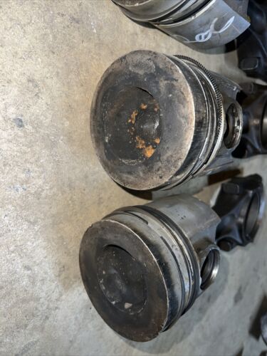 Case International D206 Used Pistons W/Rods Set (4) 574 584 595