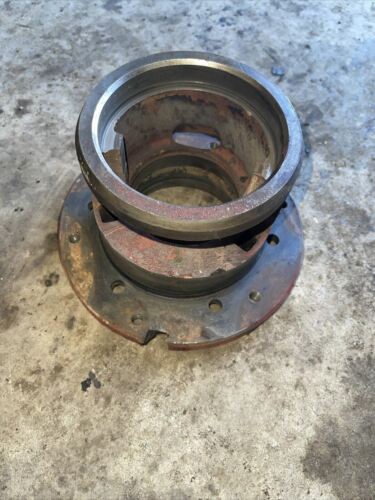 Farmall 300U 300 Utility Tractor IH inner brake axle housing holder