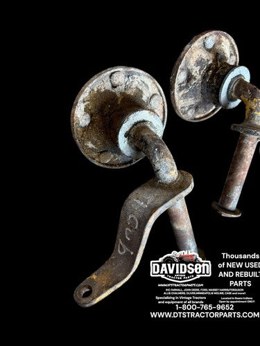 IH Farmall Cub Low Boy 154 Spindle Pair Antique Tractor