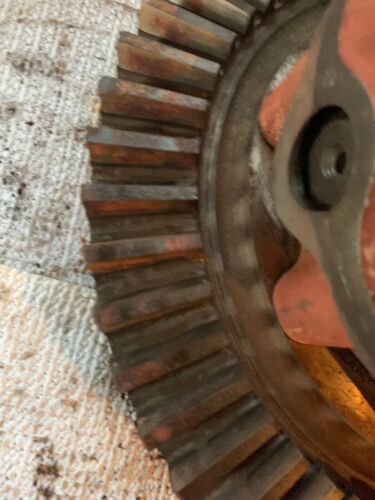 Farmall H Rowcrop Tractor IH main transmission rearend pinion gear