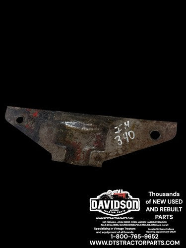 Farmall 340 RC Tractor IH original IHC engine motor flywheel inspection cover pa